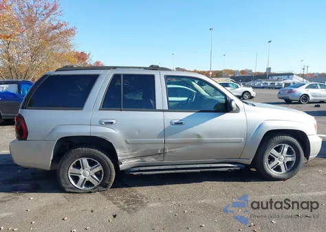 2007 Chevrolet Trailblazer Lt from USA, damaged, VIN 1GNDT13S872137415